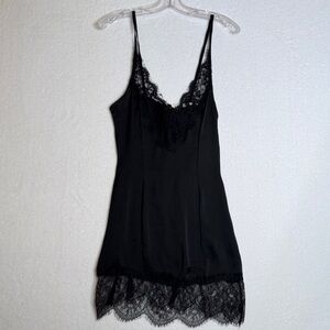 Chic Black Lace Trim Chemise see measurements #2746-1